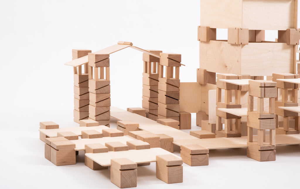 Just Blocks Smart Lines Holzbausteine als offene Bauwelt